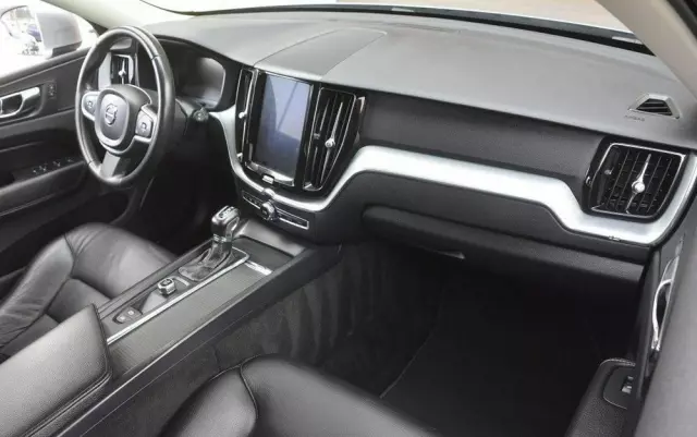 VOLVO XC 60 D4 Geartronic Momentum Pro