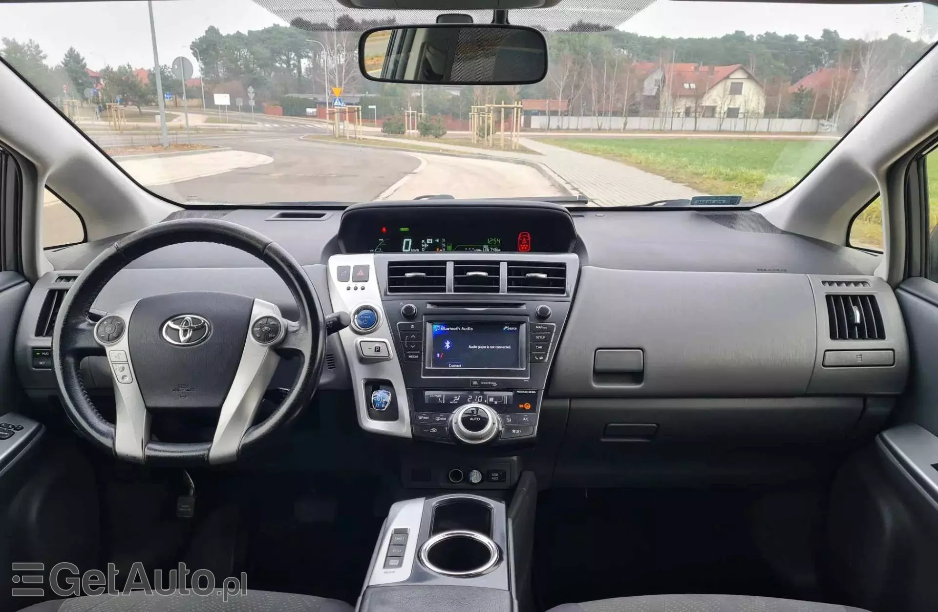 TOYOTA Prius Plus 