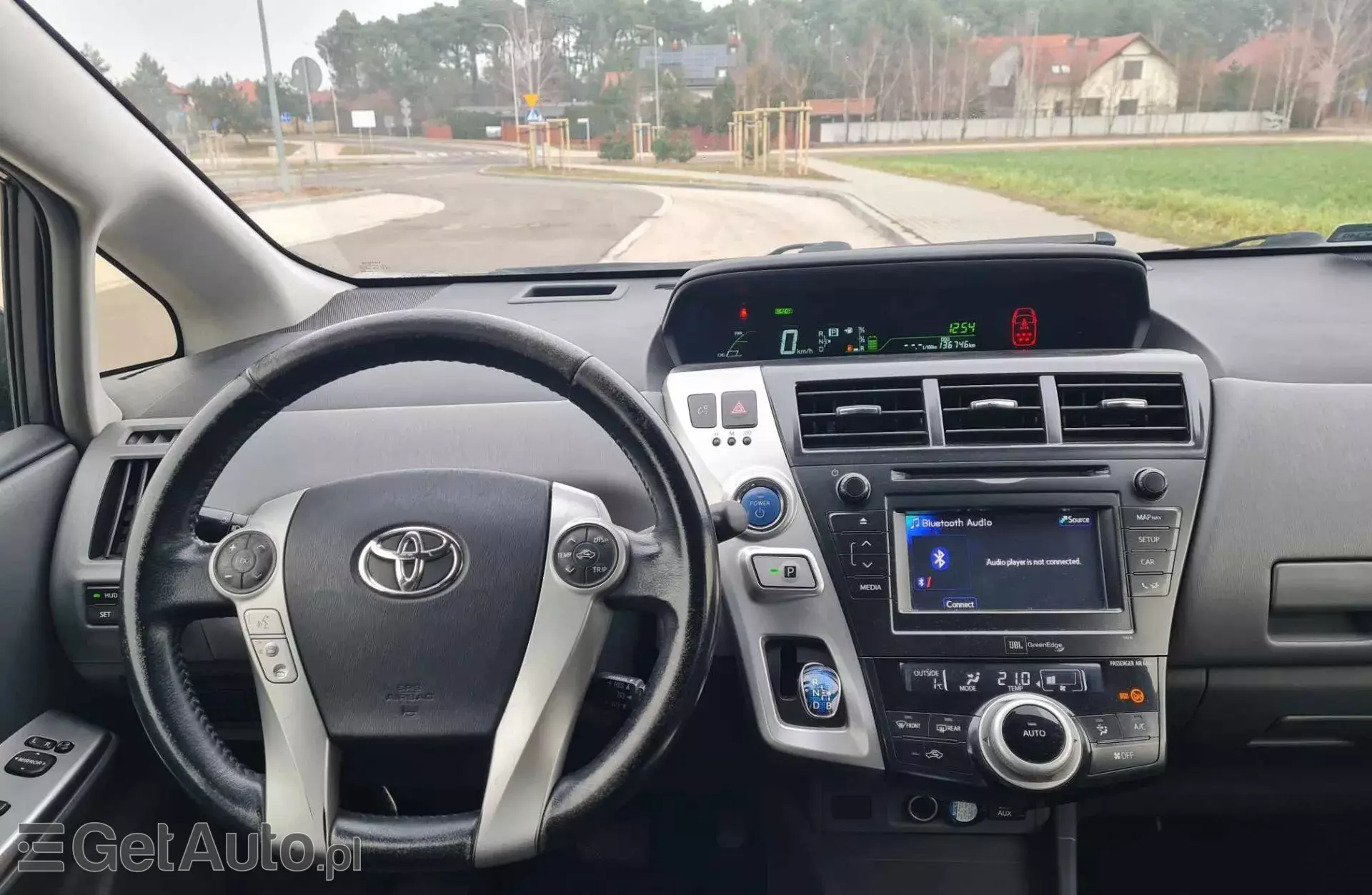 TOYOTA Prius Plus 