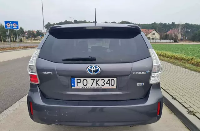 TOYOTA Prius Plus 