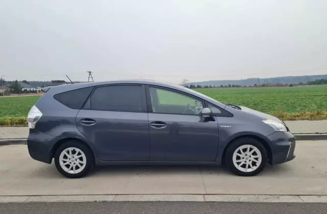 TOYOTA Prius Plus 