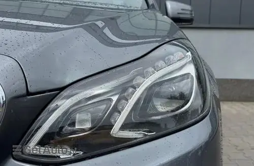 MERCEDES-BENZ Klasa E 
