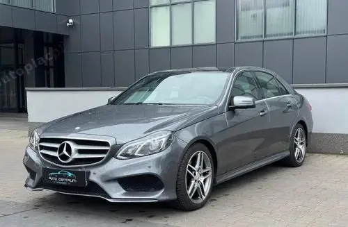 MERCEDES-BENZ Klasa E 