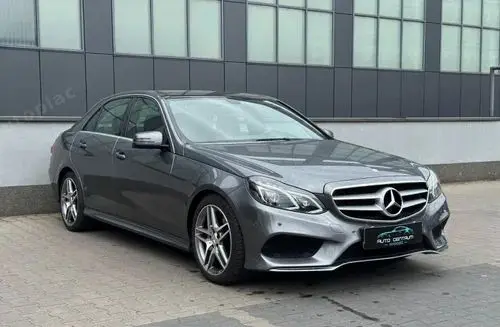 MERCEDES-BENZ Klasa E 