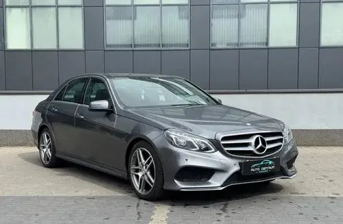 MERCEDES-BENZ Klasa E 