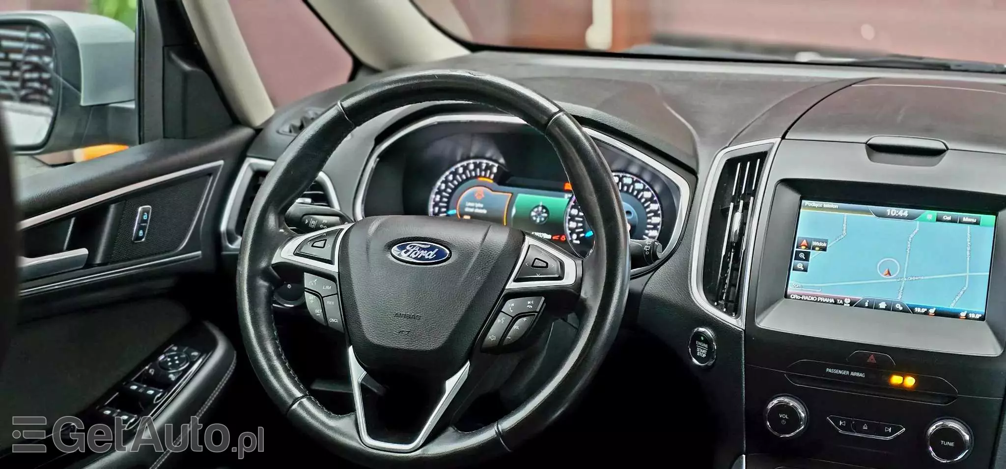 FORD Galaxy 1.5 EcoBoost Titanium