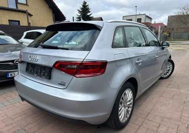AUDI A3 Sportback 2.0 TDI quattro Attraction