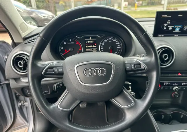 AUDI A3 Sportback 2.0 TDI quattro Attraction