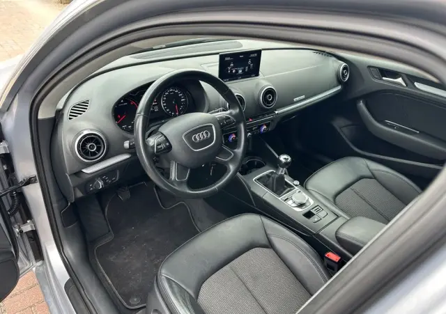 AUDI A3 Sportback 2.0 TDI quattro Attraction