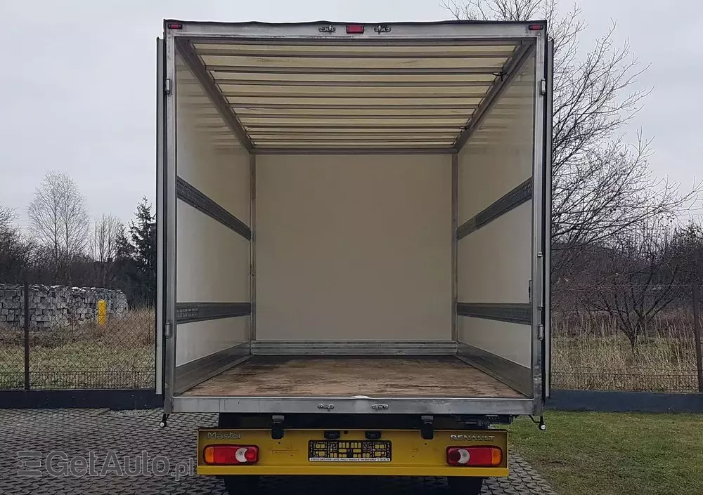 RENAULT MASTER KONTENER 8EP 4,21x2,23x2,22 KLIMA MANUAL KRAJOWY 6-BIEGÓW 