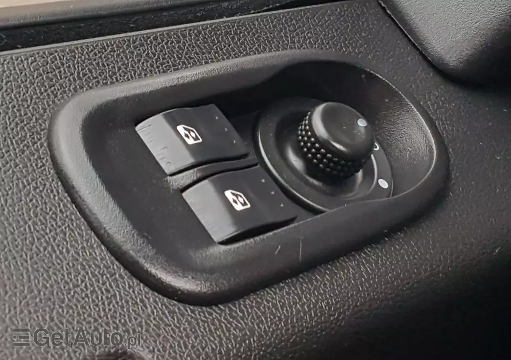 RENAULT MASTER KONTENER 8EP 4,21x2,23x2,22 KLIMA MANUAL KRAJOWY 6-BIEGÓW 