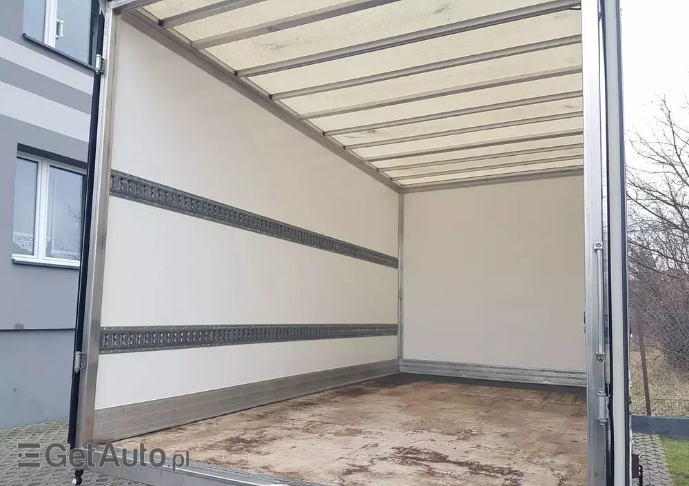 RENAULT MASTER KONTENER 8EP 4,21x2,23x2,22 KLIMA MANUAL KRAJOWY 6-BIEGÓW 