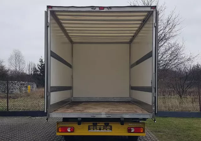 RENAULT MASTER KONTENER 8EP 4,21x2,23x2,22 KLIMA MANUAL KRAJOWY 6-BIEGÓW 