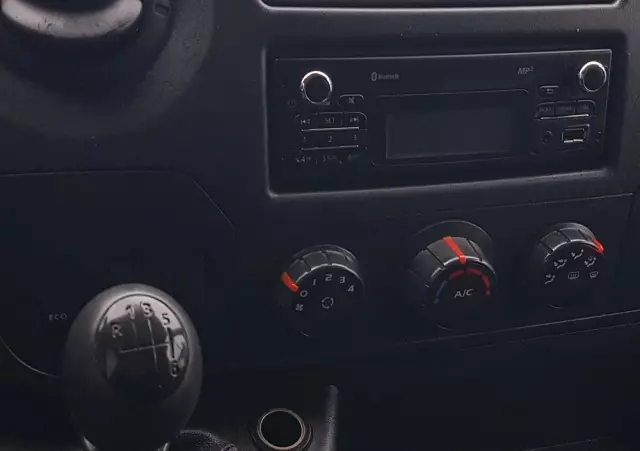 RENAULT MASTER KONTENER 8EP 4,21x2,23x2,22 KLIMA MANUAL KRAJOWY 6-BIEGÓW 