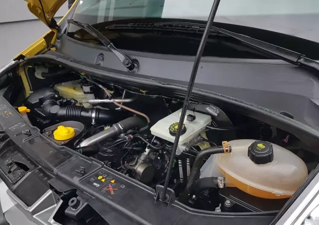 RENAULT MASTER KONTENER 8EP 4,21x2,23x2,22 KLIMA MANUAL KRAJOWY 6-BIEGÓW 