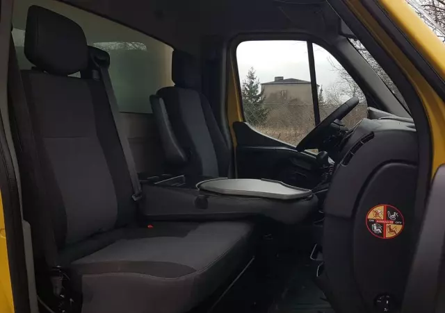 RENAULT MASTER KONTENER 8EP 4,21x2,23x2,22 KLIMA MANUAL KRAJOWY 6-BIEGÓW 
