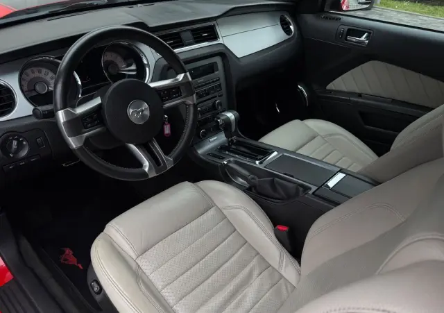 FORD Mustang 5.0 V8 GT