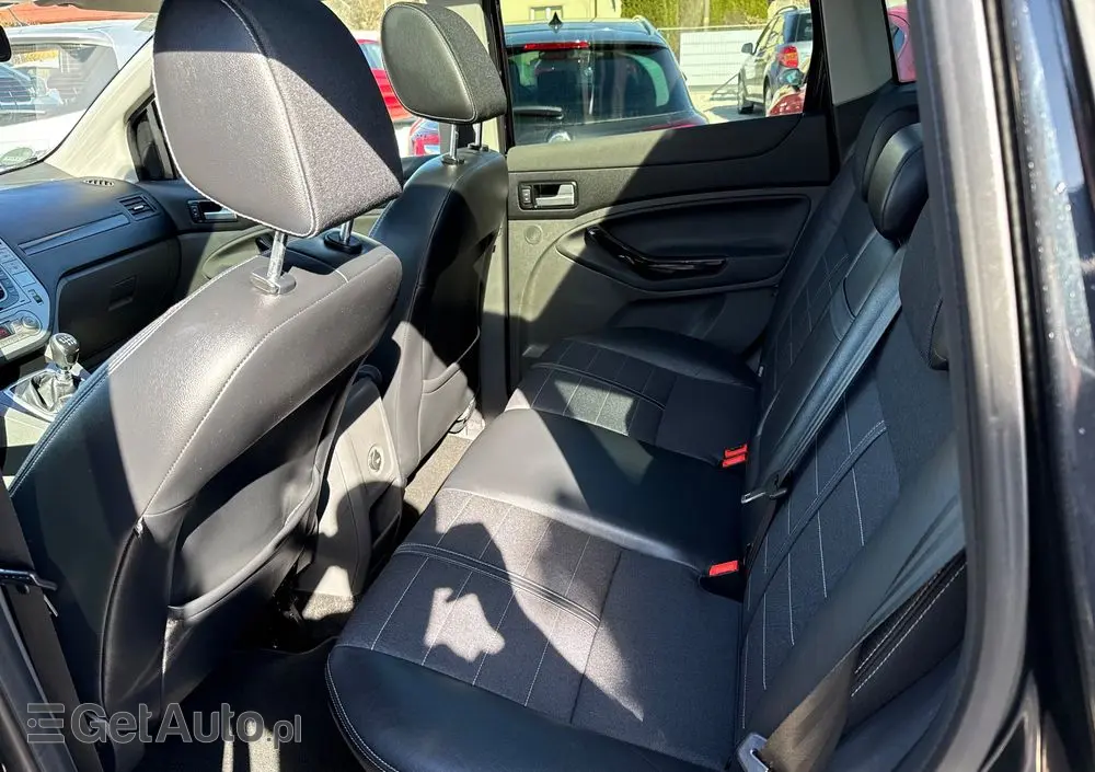 FORD Kuga 2.0 TDCi 4x4 Titanium