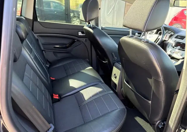 FORD Kuga 2.0 TDCi 4x4 Titanium