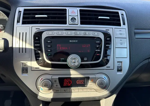 FORD Kuga 2.0 TDCi 4x4 Titanium