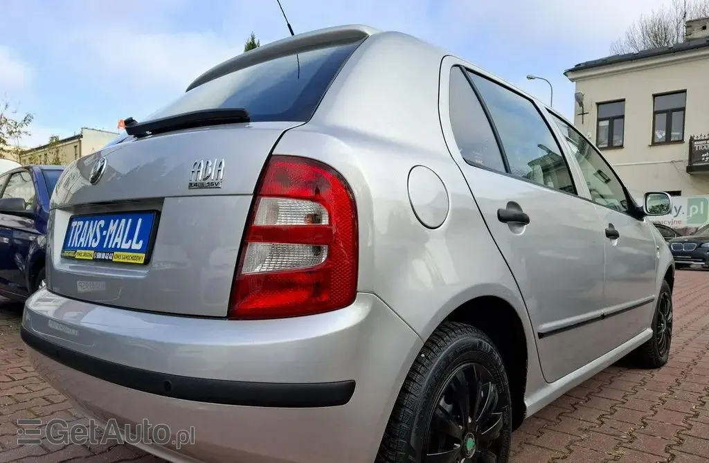 SKODA Fabia 