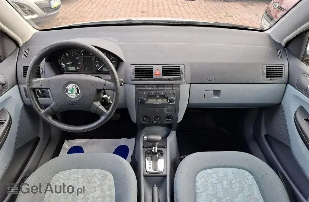 SKODA Fabia 