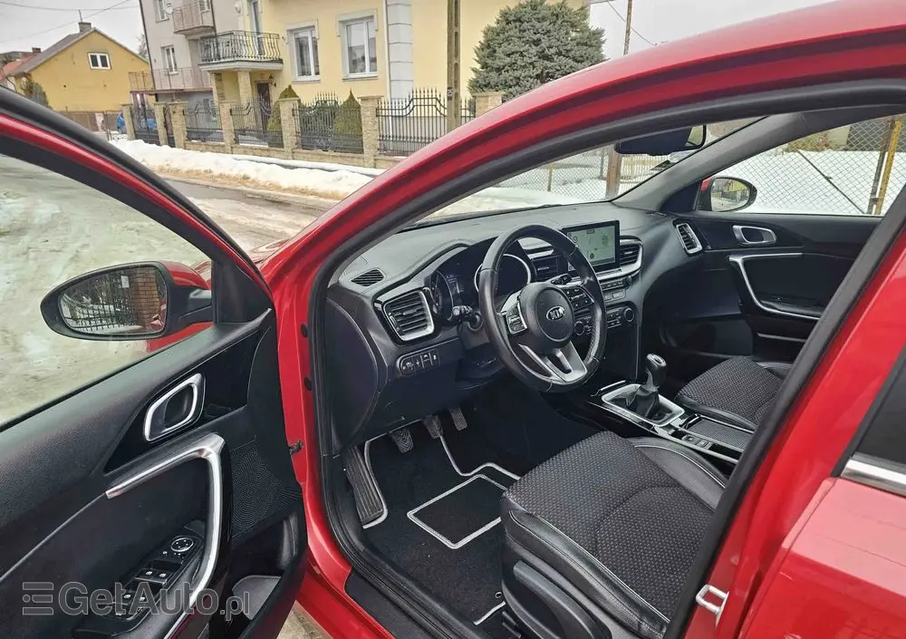 KIA Ceed 1.4 T-GDI L Business Line Plus