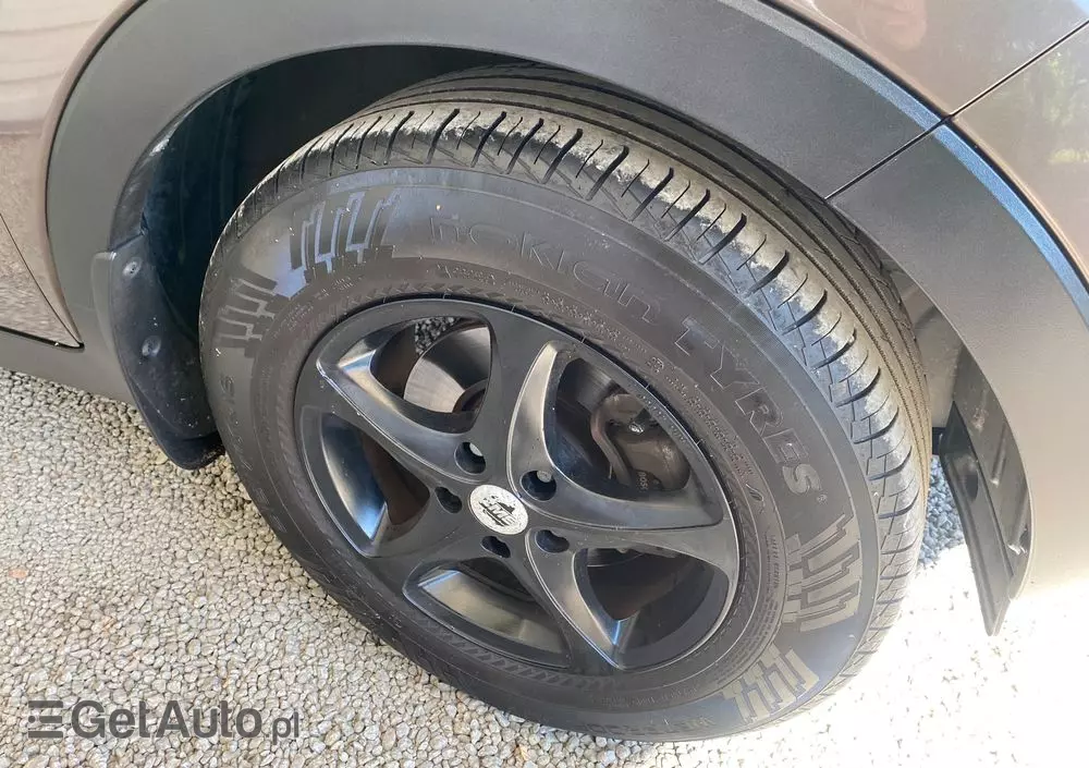 KIA Sportage 1.6 GDI Business Line M 2WD