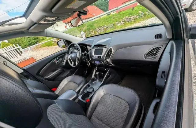 HYUNDAI Ix35 