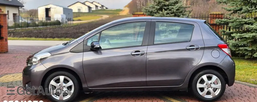 TOYOTA Yaris 1.33 Life
