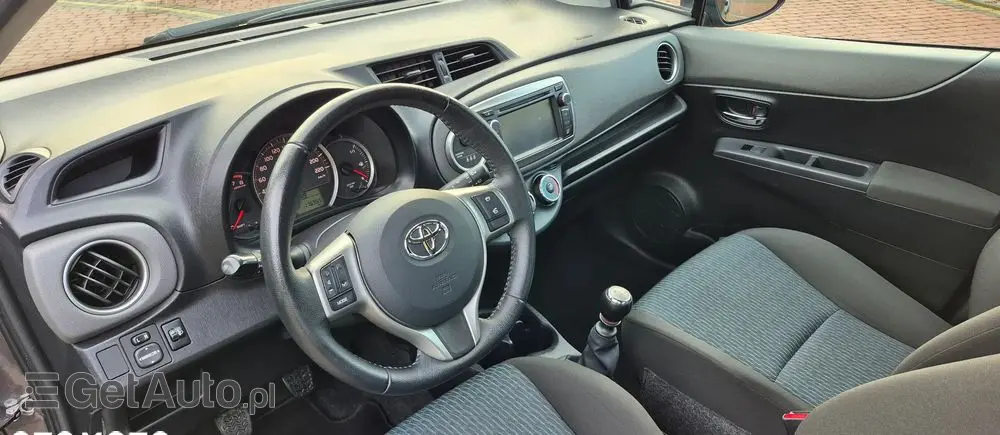 TOYOTA Yaris 1.33 Life
