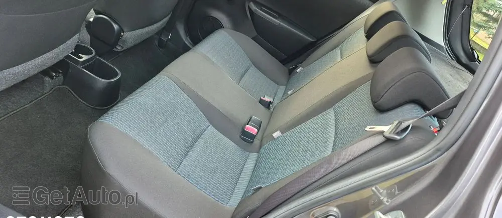TOYOTA Yaris 1.33 Life