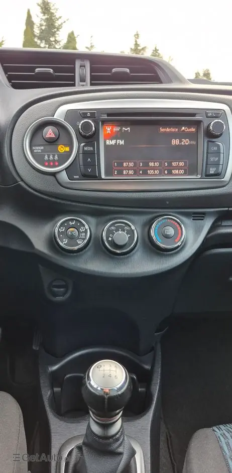 TOYOTA Yaris 1.33 Life