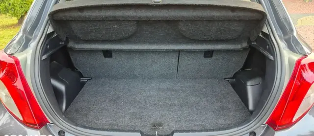 TOYOTA Yaris 1.33 Life