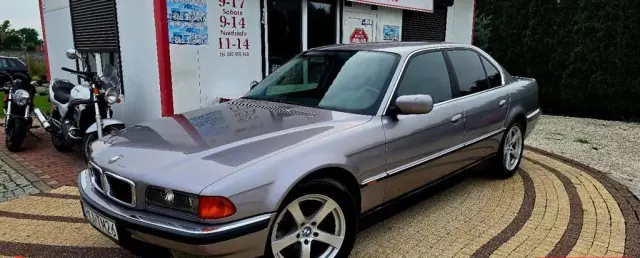 BMW Seria 7 