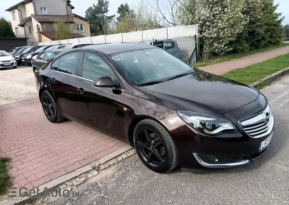 OPEL Insignia 