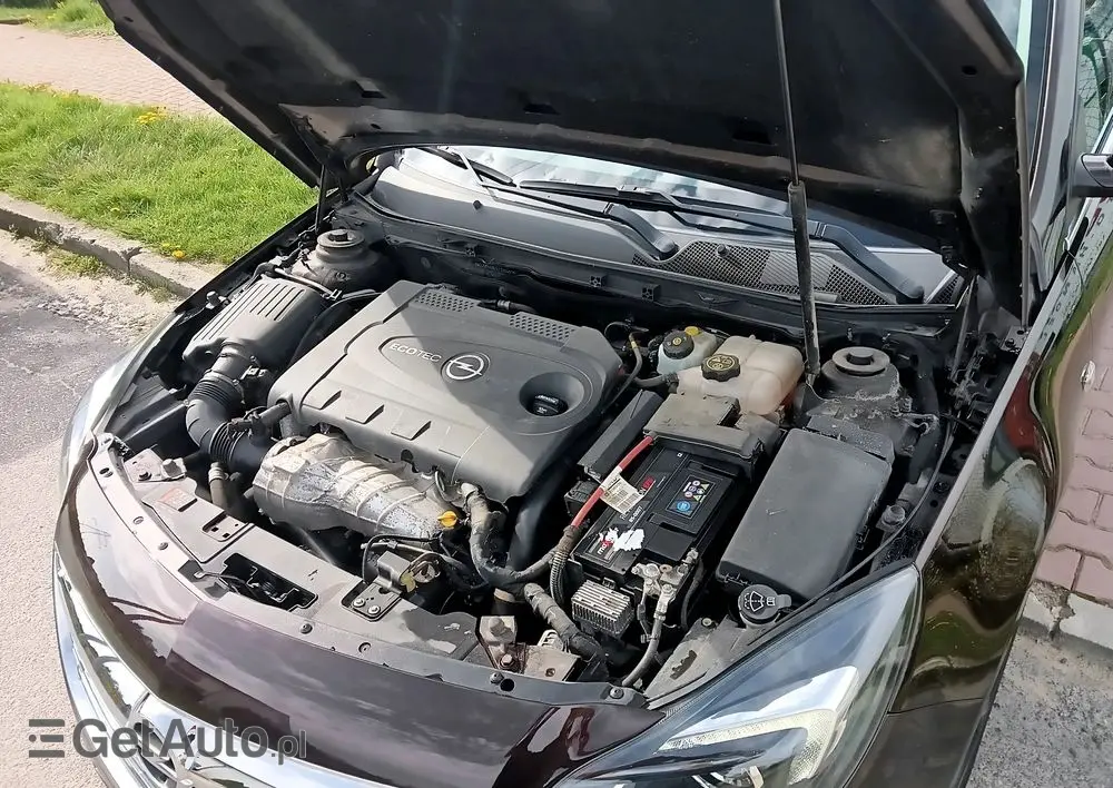 OPEL Insignia 