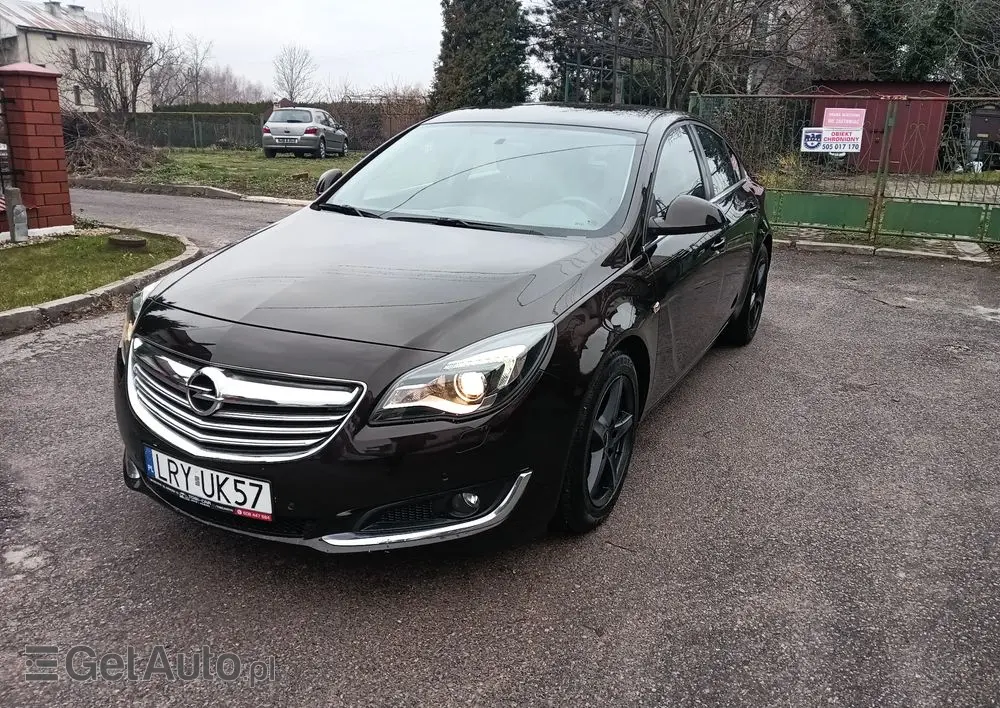 OPEL Insignia 