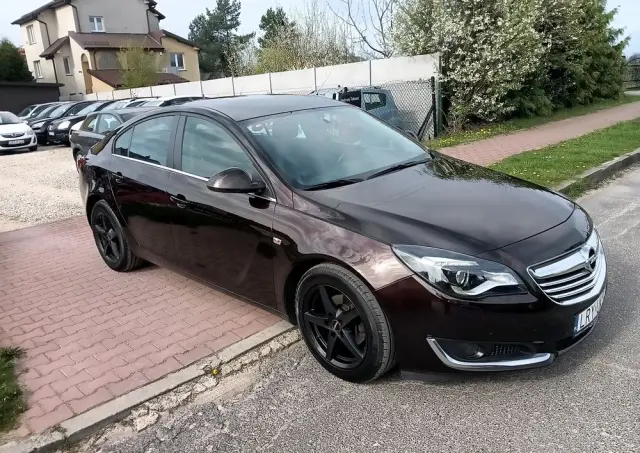 OPEL Insignia 