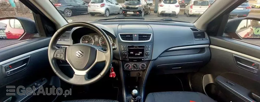 SUZUKI Swift 