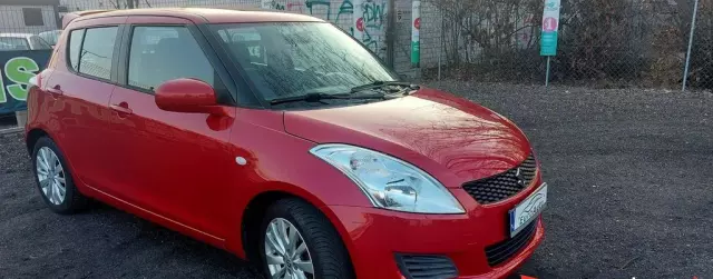 SUZUKI Swift 
