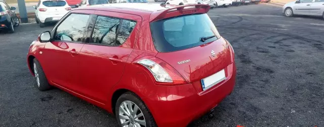 SUZUKI Swift 