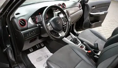 SUZUKI Vitara 