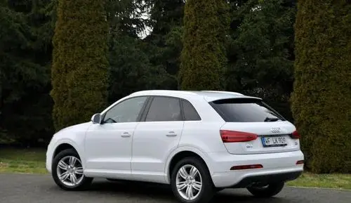 AUDI Q3 