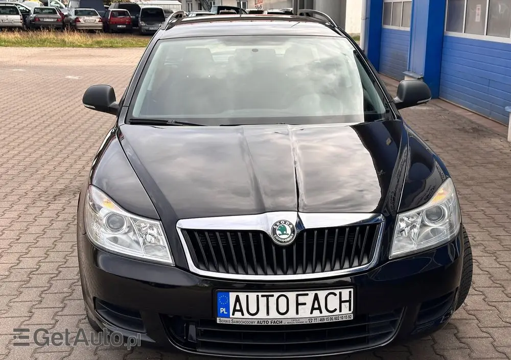 SKODA Octavia 