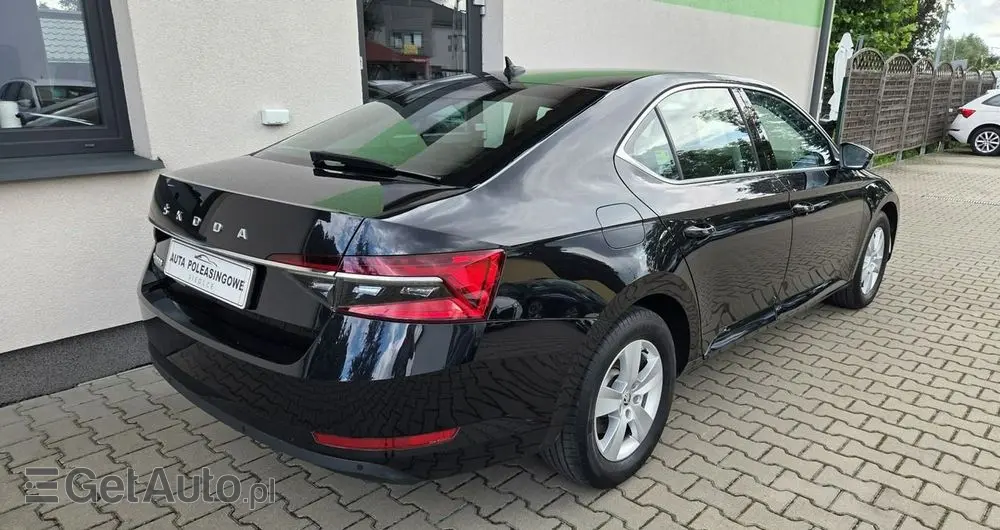 SKODA Superb 1.5 TSI Ambition DSG
