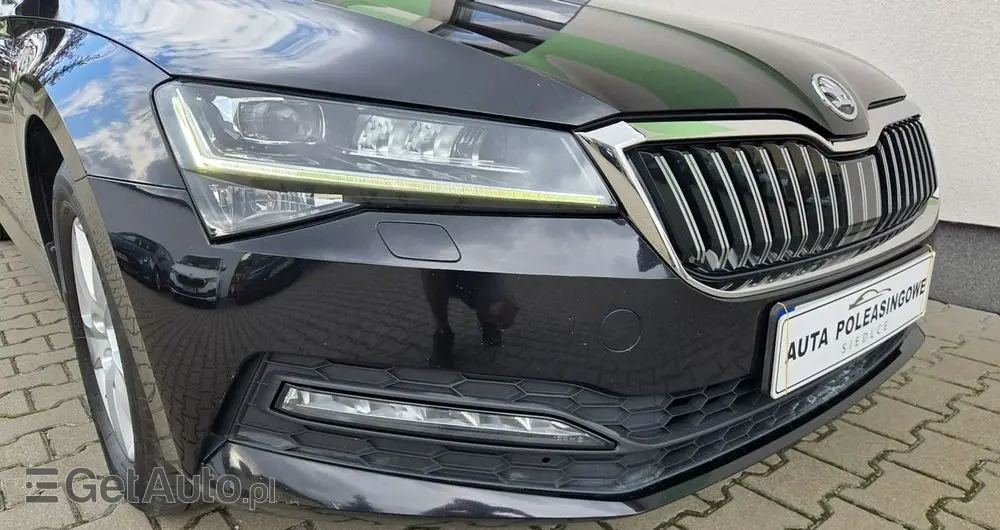 SKODA Superb 1.5 TSI Ambition DSG