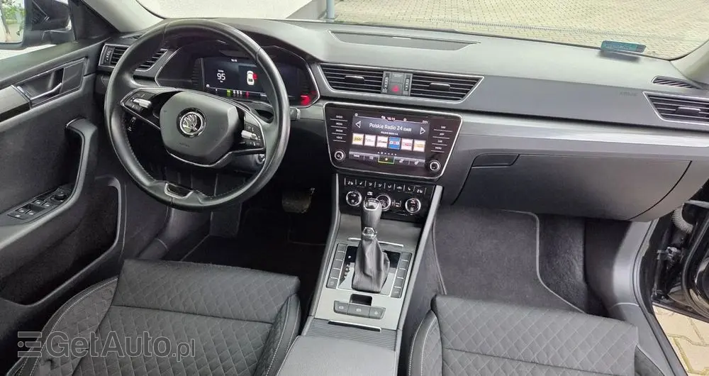 SKODA Superb 1.5 TSI Ambition DSG
