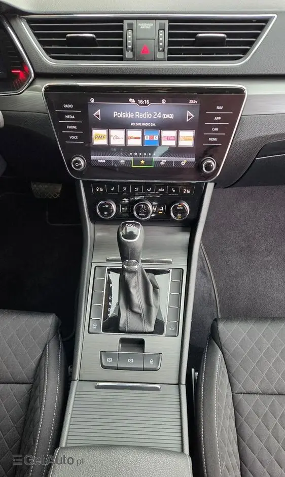 SKODA Superb 1.5 TSI Ambition DSG