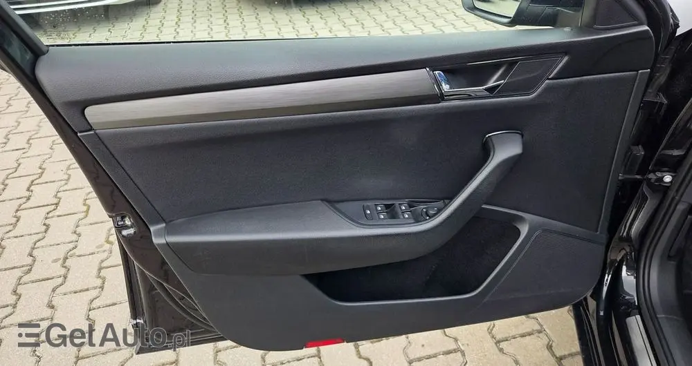 SKODA Superb 1.5 TSI Ambition DSG
